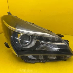 Far Dreapta Toyota Yaris Iii Lift LED