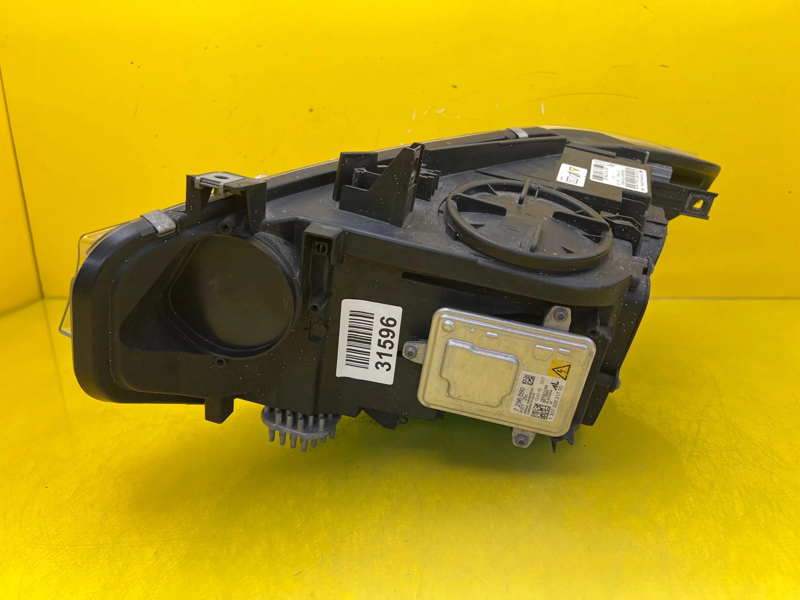Far dreapta Xenon BMW Seria 4 F32 OEM 7410796-03 - Image 5