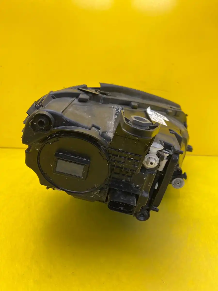 Far Mercedes GLE W167 Lift 23- Full LED