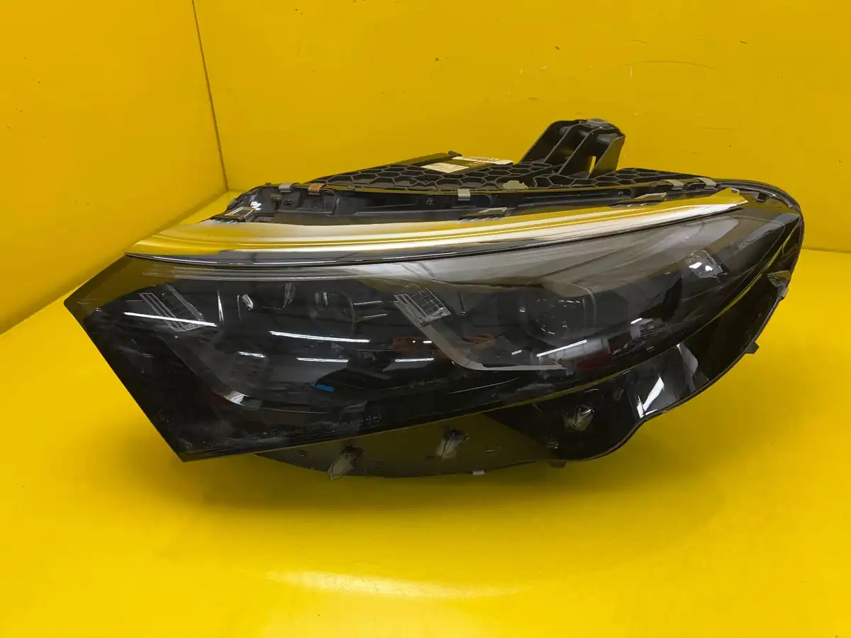 Far Mercedes EQS V297 W297 Digital LED