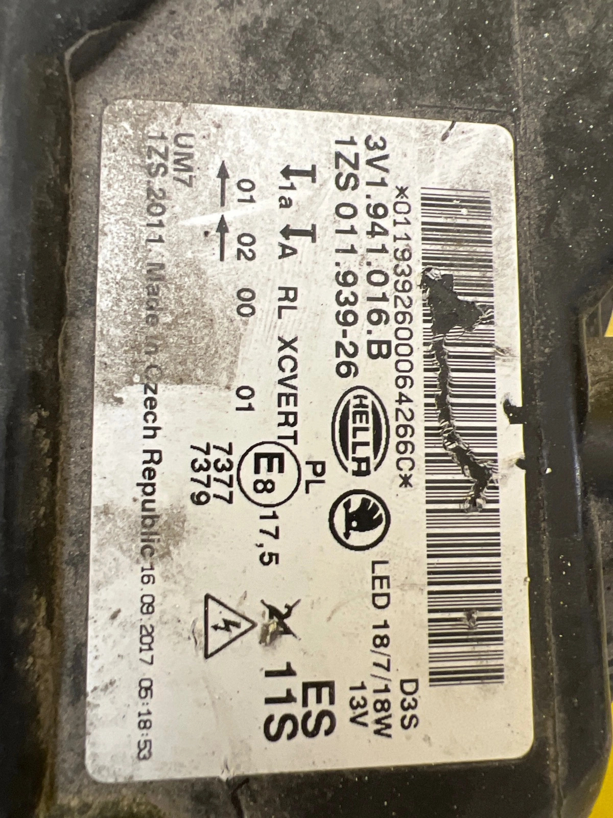 Far Dreapta Skoda Superb III Bixenon - Image 2