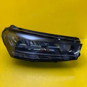 Far Dreapta Skoda Fabia 4 IV Full LED