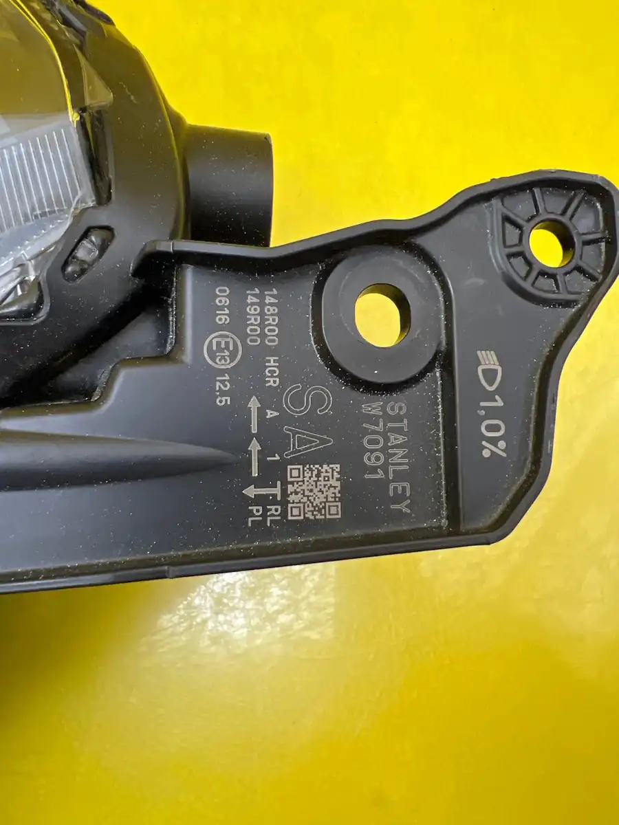 Far Dreapta Suzuki Swift MK8 Lift MK9 Full LED