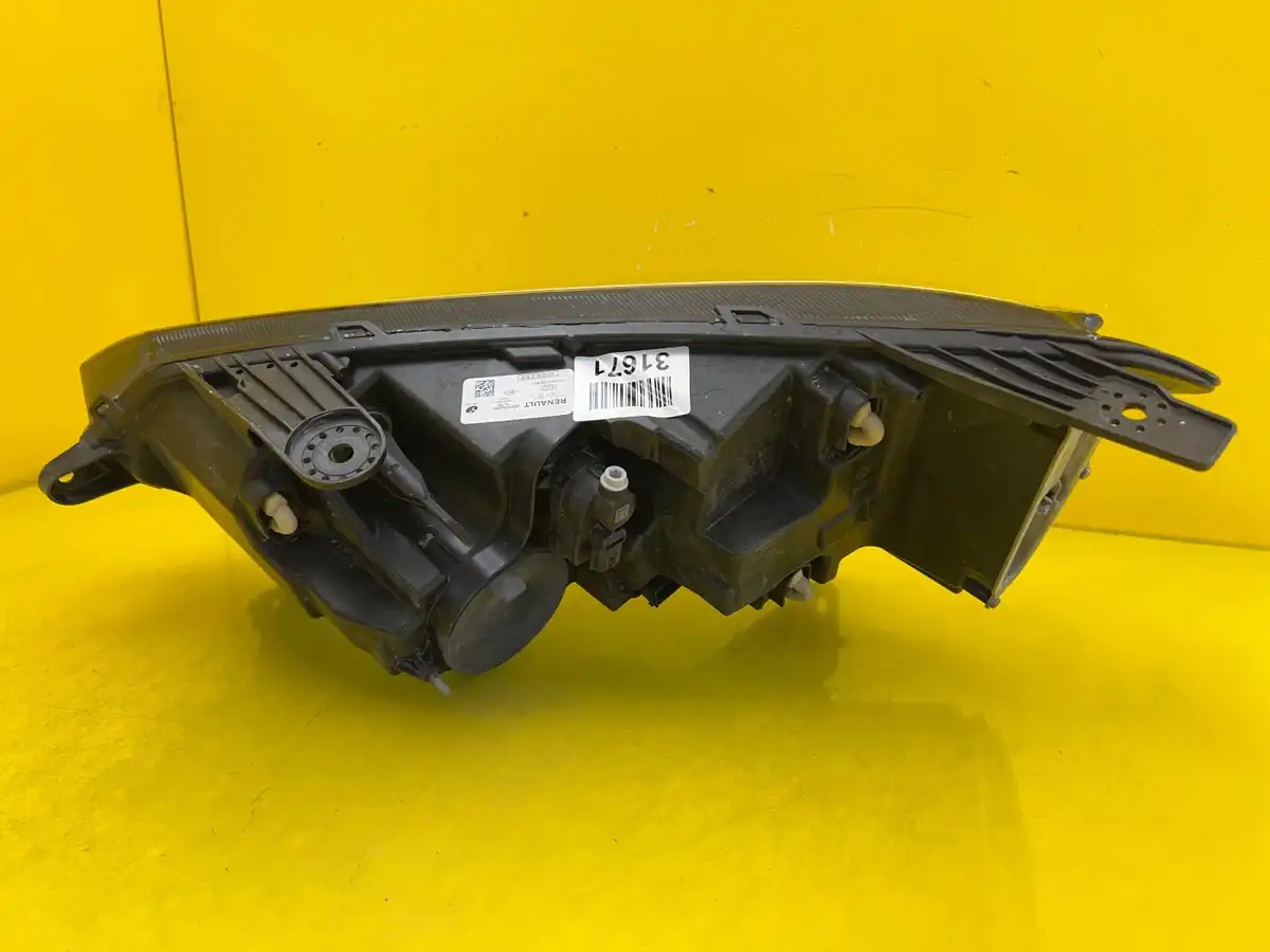 Far Dreapta Dacia Sandero 3 III Lift Full LED