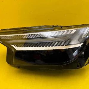 Far Audi Q4 E-Tron E Tron Matrix Full LED