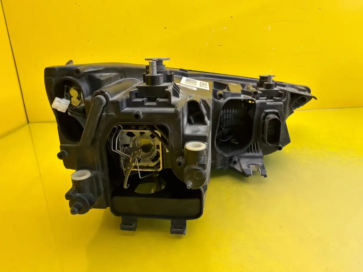 Far Audi A1 8X Lift Bixenon