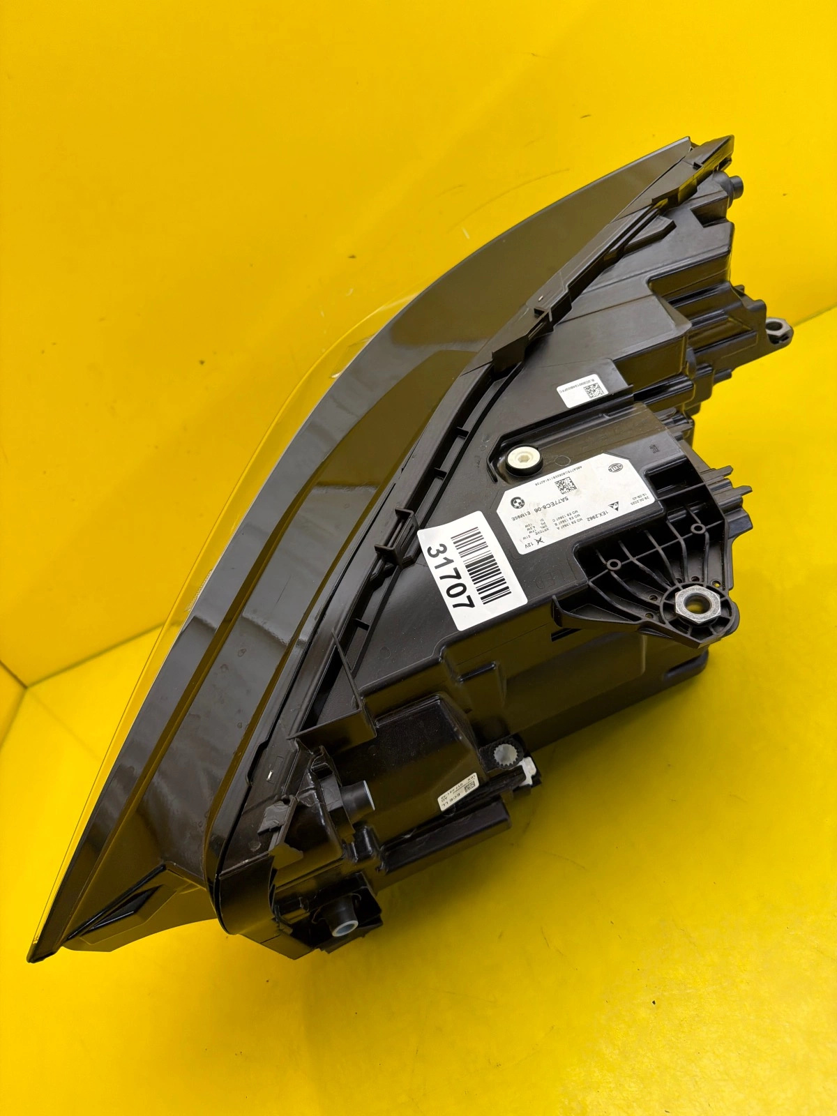 Far dreapta Full LED BMW X2 U10 OEM 5A77EC8-06 - Image 5
