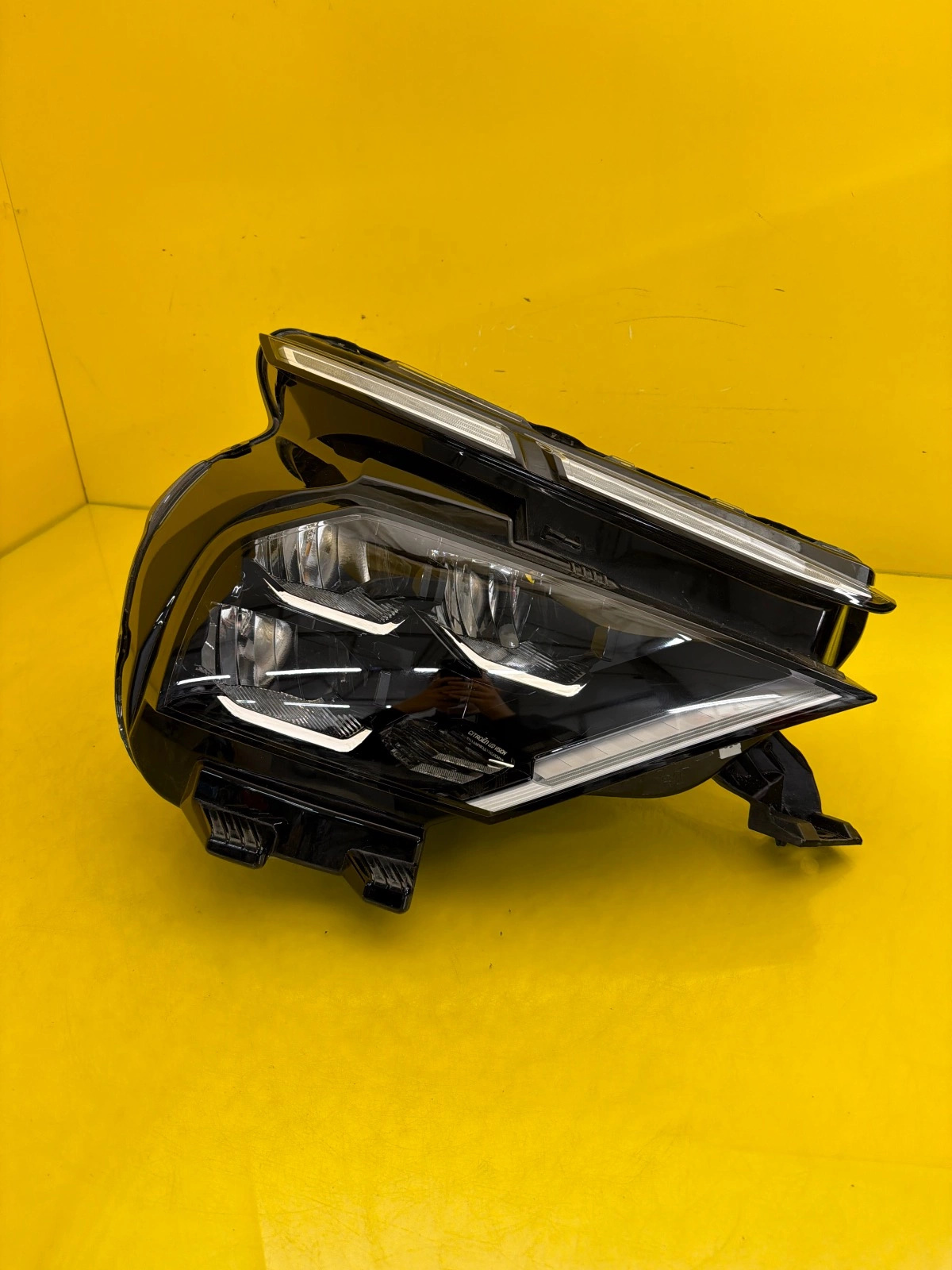 Far Dreapta Citroen C4 III 20- Full LED