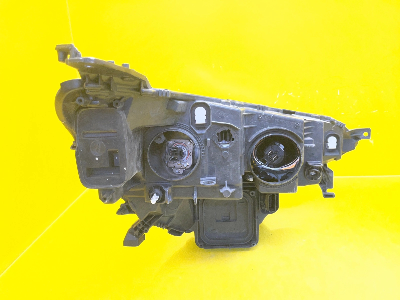 Far Renault Megane IV Full LED - Image 4