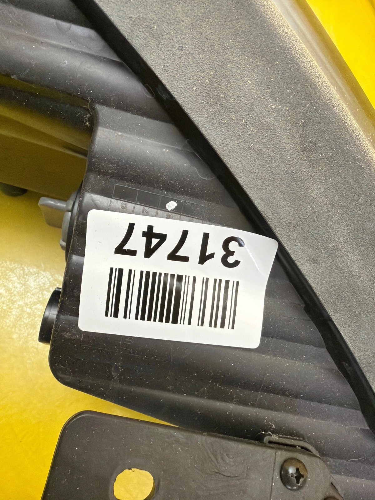 Far stânga LED Xenon OEM 31747 - Image 3