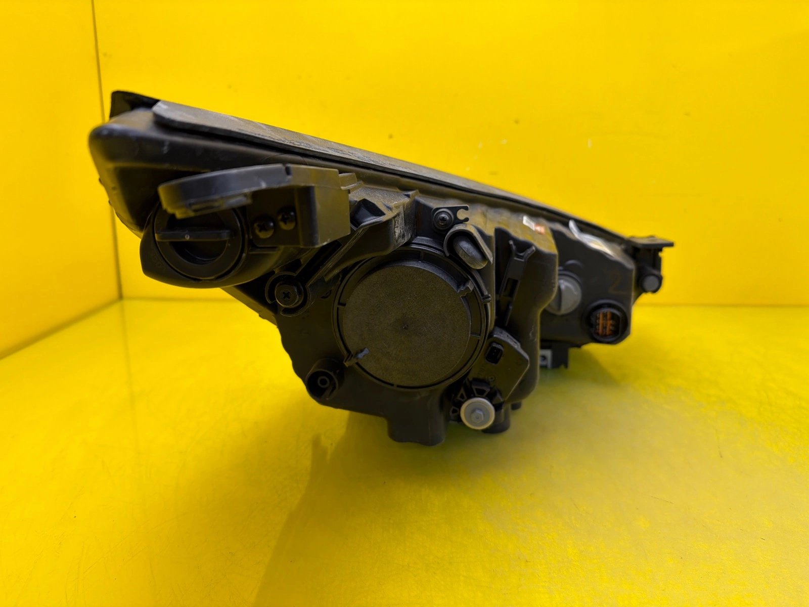 Far stânga LED Xenon OEM 31747 - Image 5