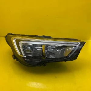 Far Dreapta Opel Crossland LED