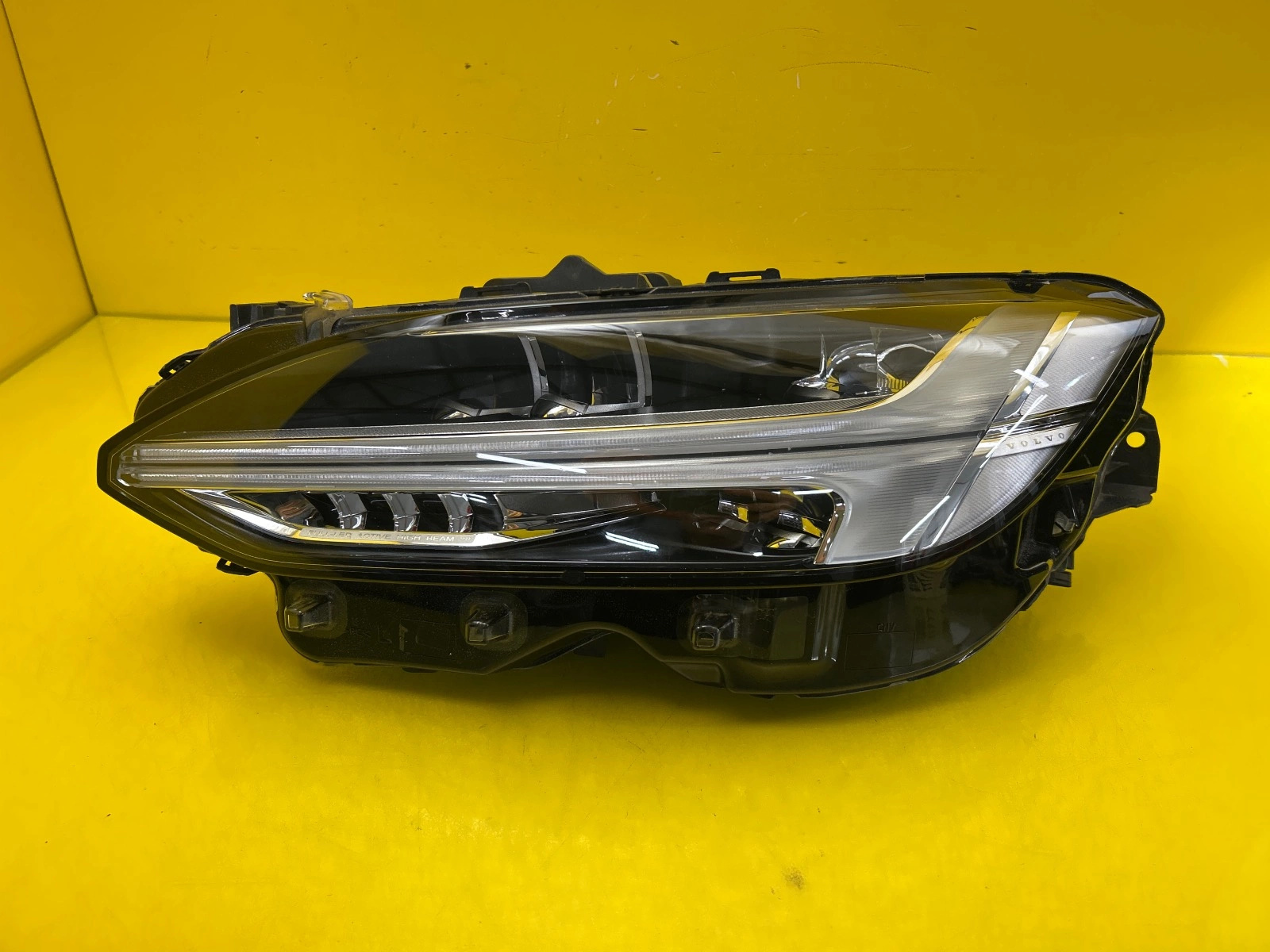 Far stânga Full LED OEM 31775