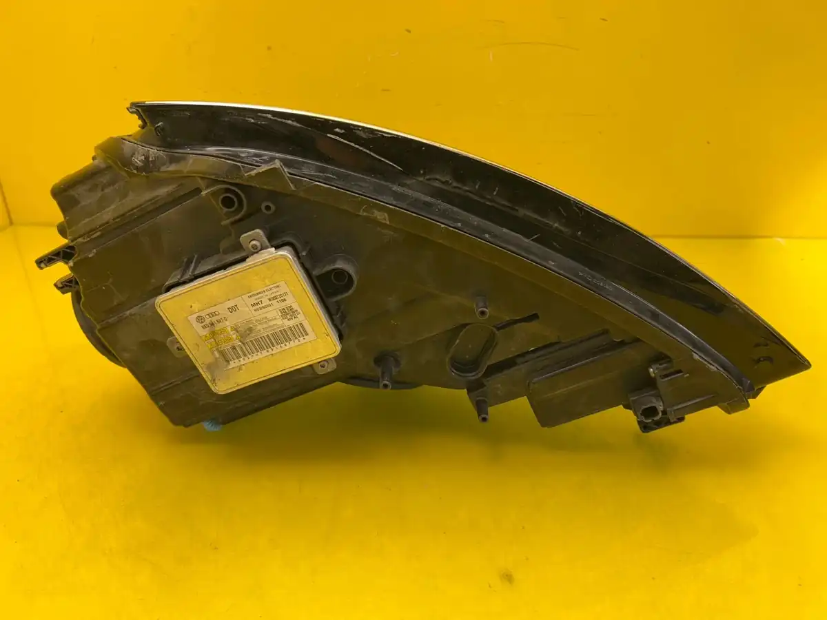 Far Dreapta Audi A3 8P Lift 10 Xenon