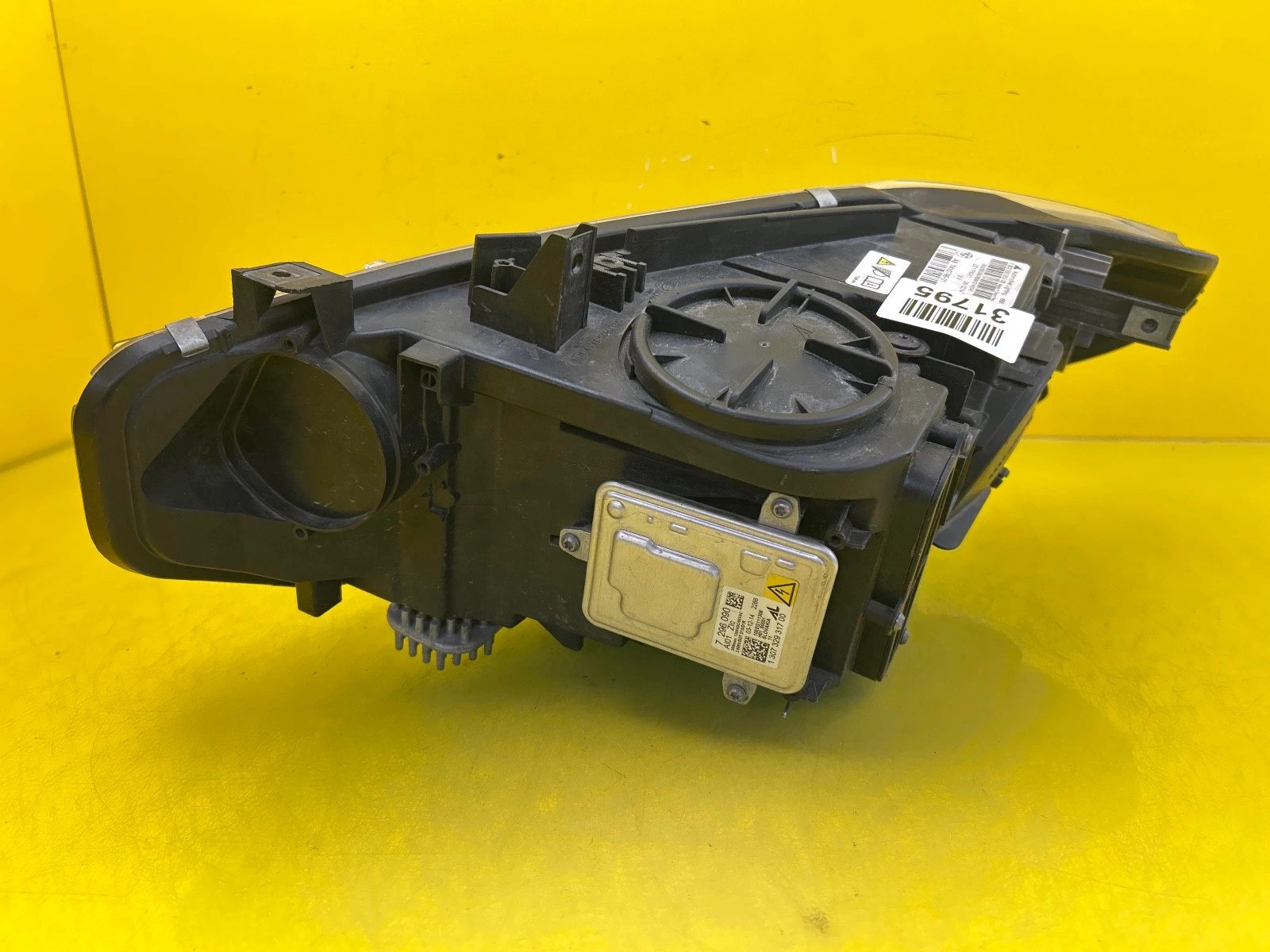 Far Dreapta BMW Seria 4 F32 Xenon - Image 3