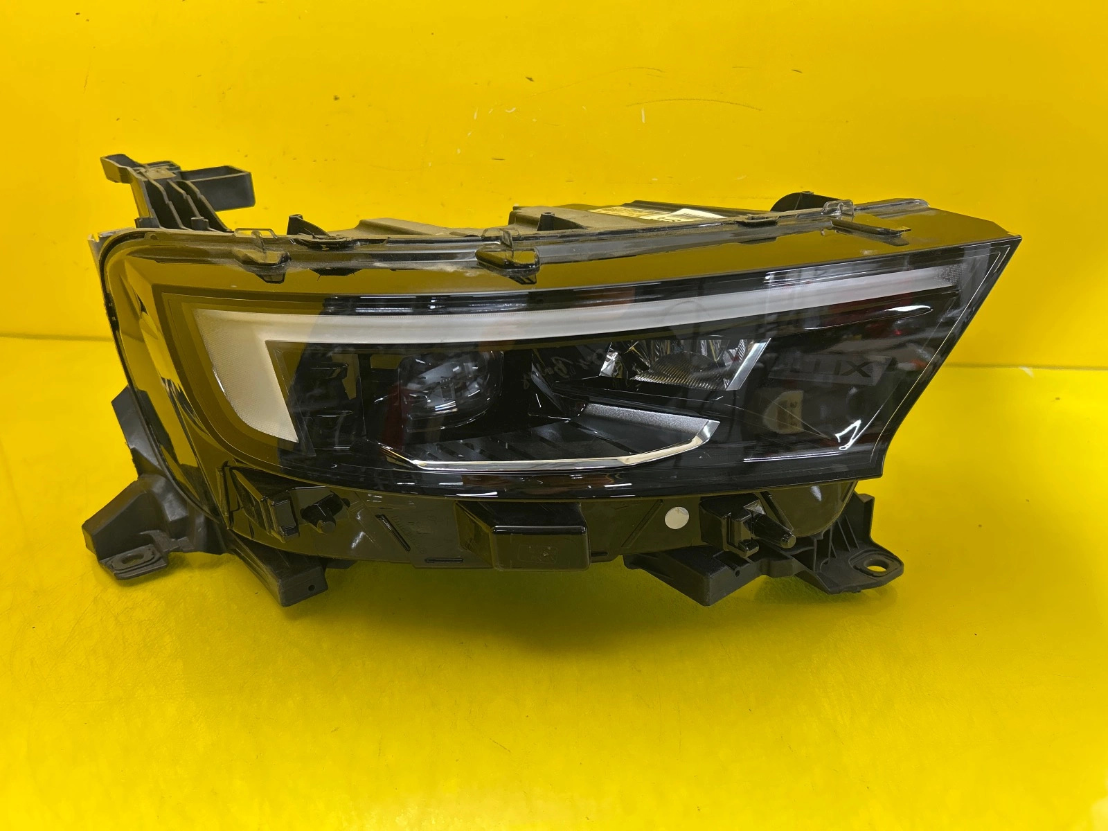 Far Dreapta Opel Mokka B II 2 Matrix Full LED