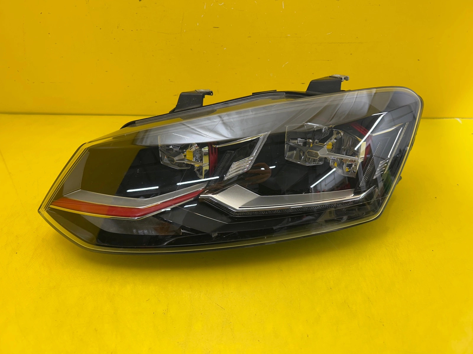 Far stânga Full LED Facelift OEM 31805