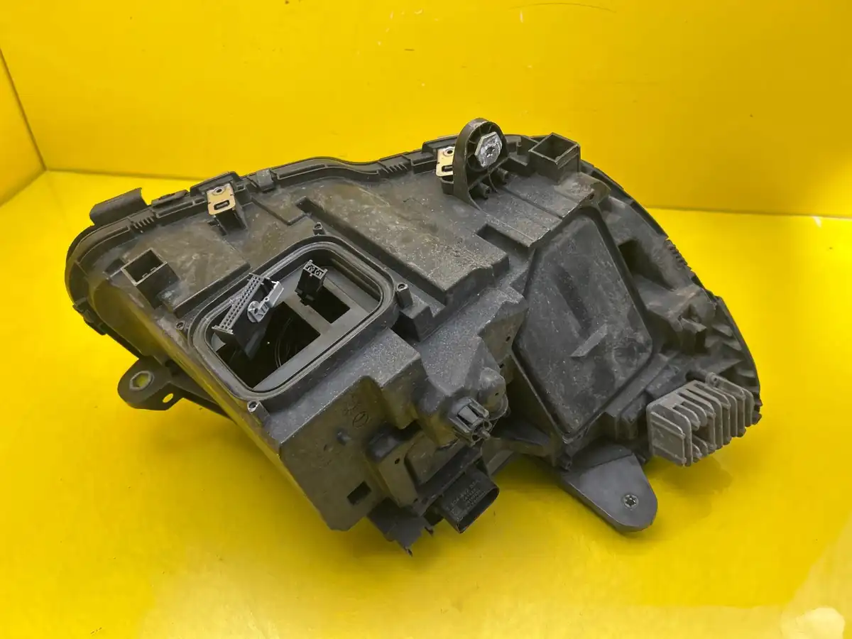 Far Mercedes C-Class W205 Full LED