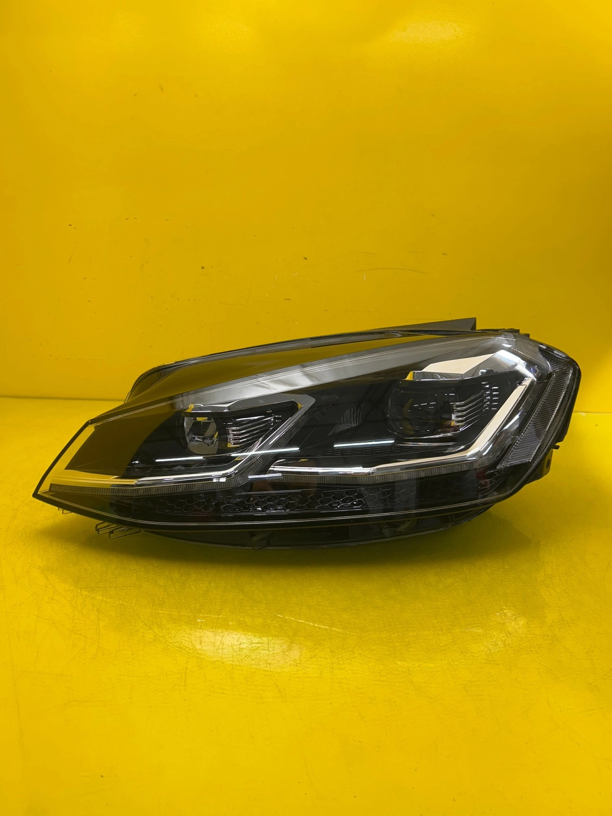 Far stânga Full LED Facelift OEM 31877