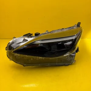 Far Toyota Yaris Cross Full LED