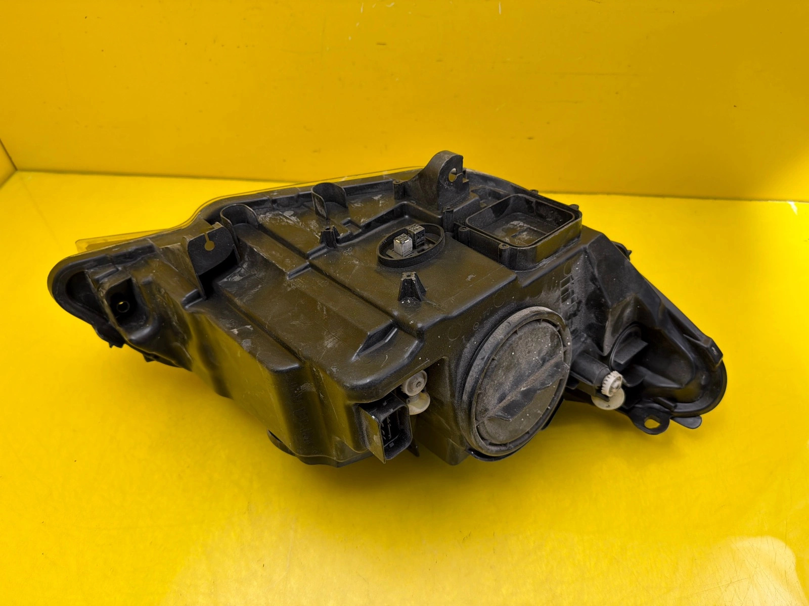 Far stânga Bi-Xenon Direcțional E89 OEM 7191733-10 - Image 6