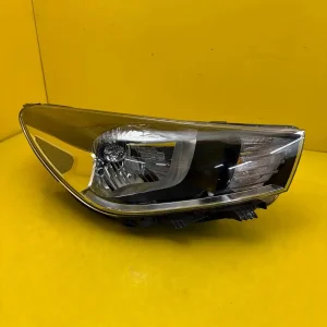 Far Dreapta Kia Rio Iv Halogenowa 92102H8