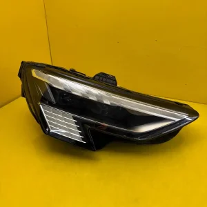 Far Dreapta Audi A3 8Y Full LED