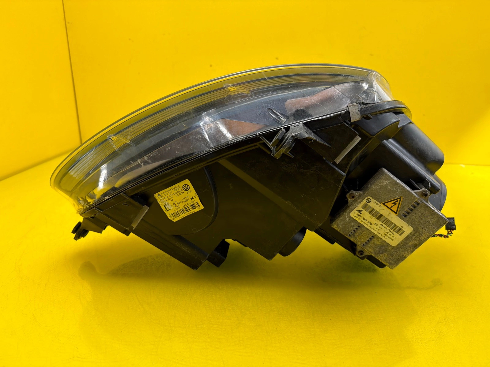 Far VW Golf V Jetta Xenon - Image 5