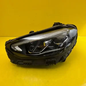Far Mercedes C-Class W206 21- Full LED