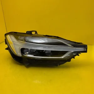 Far Dreapta Volvo Xc60 Ii