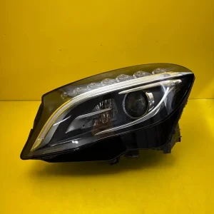 Far Mercedes GLA W156 Full LED