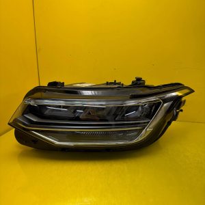 Far stânga Full LED Facelift OEM 32045