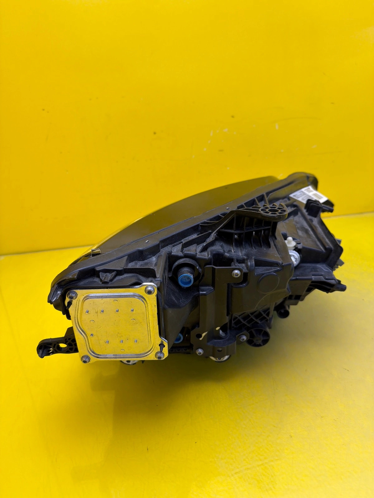 Far stânga LED 2018-2022 OEM 32065 - Image 4
