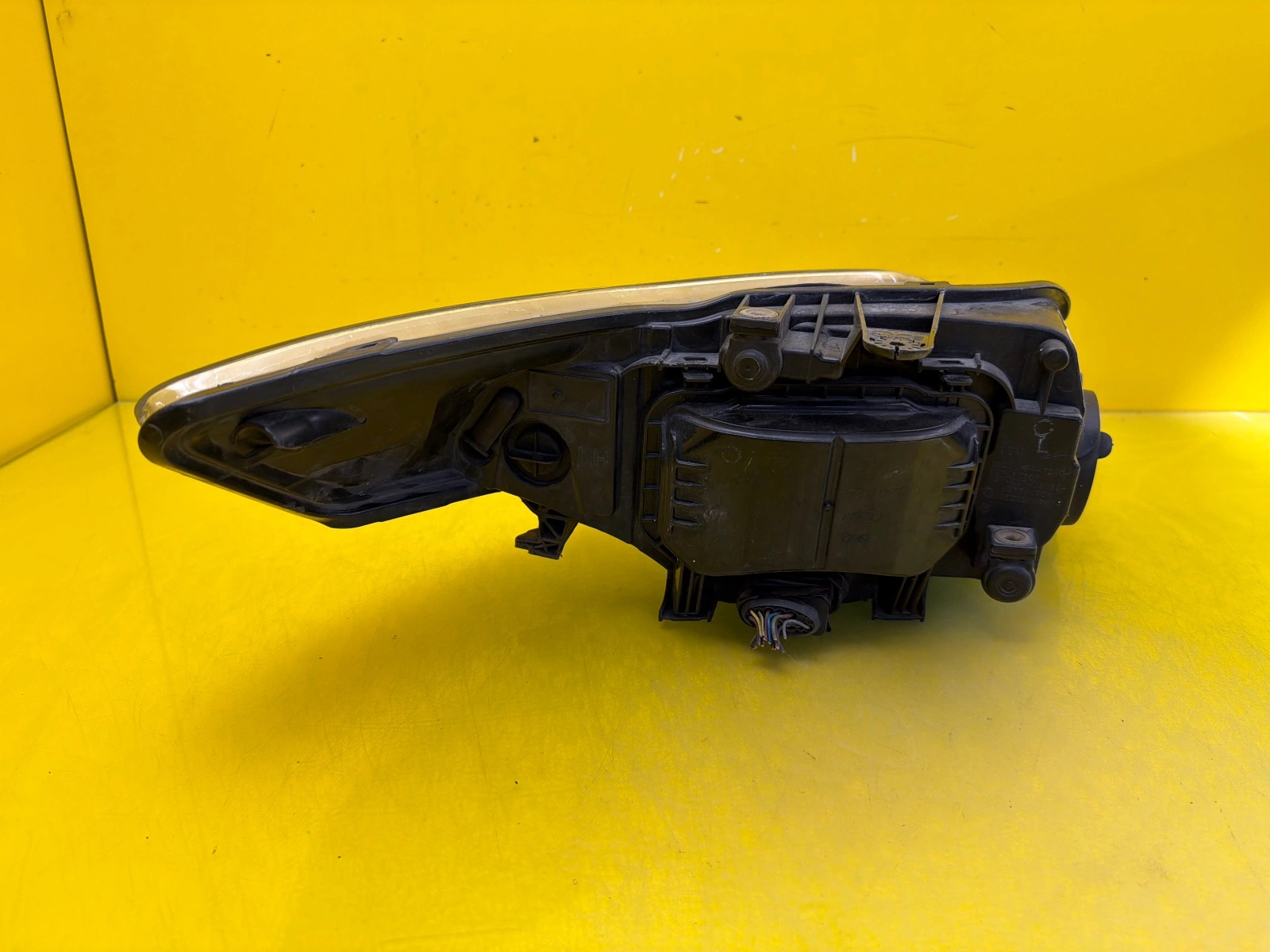 Far Stanga Ford Mondeo MK4 Lift - Image 4