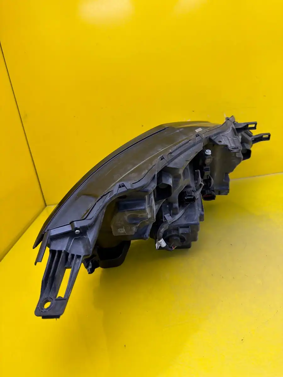 Far Full LED Nissan Qashqai 21-