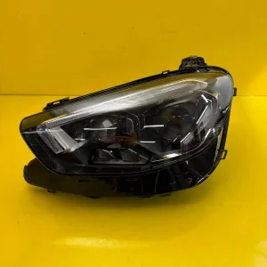 Far Stanga Mercedes Klasa W213 Lift Multibeam