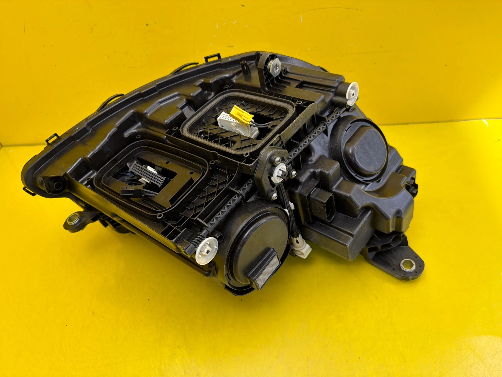 Far stânga Facelift OEM 32121 - Image 5