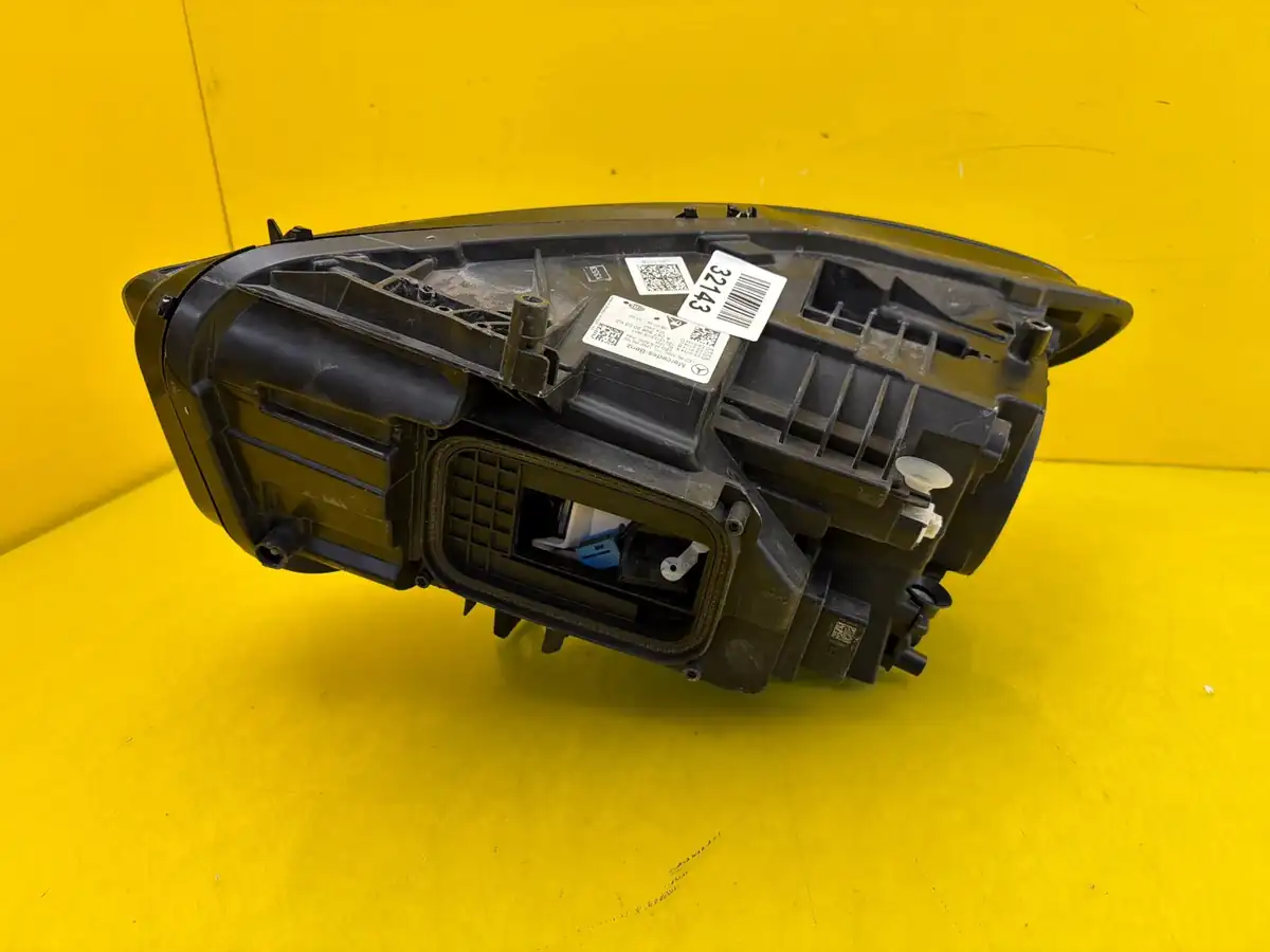Far Dreapta Mercedes B-Class W247 Multibeam LED