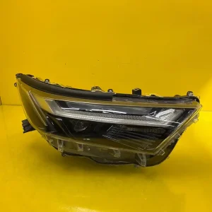 Far Dreapta Toyota Rav4 V Lift Full LED