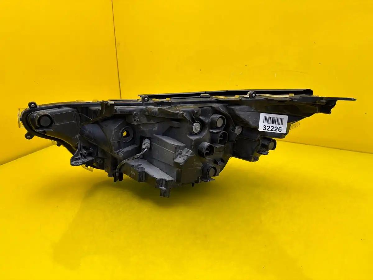 Far Dreapta Toyota Rav4 V Lift Full LED