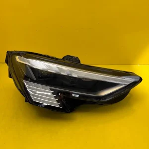 Far Dreapta Audi A3 8Y Full LED