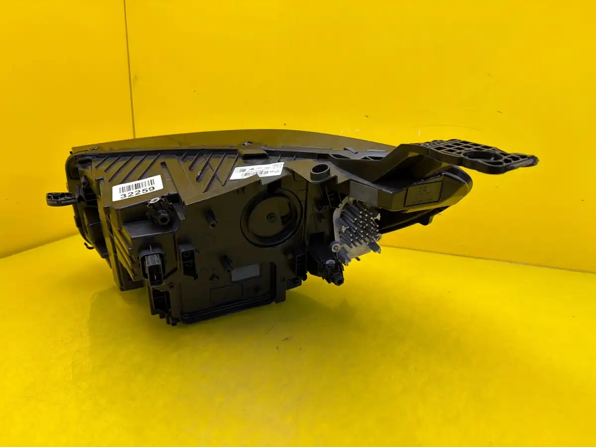 Far Dreapta Opel Grandland X 21- Lift Full LED