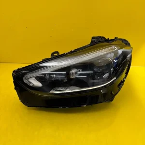 Far Mercedes C-Class W206 Full LED