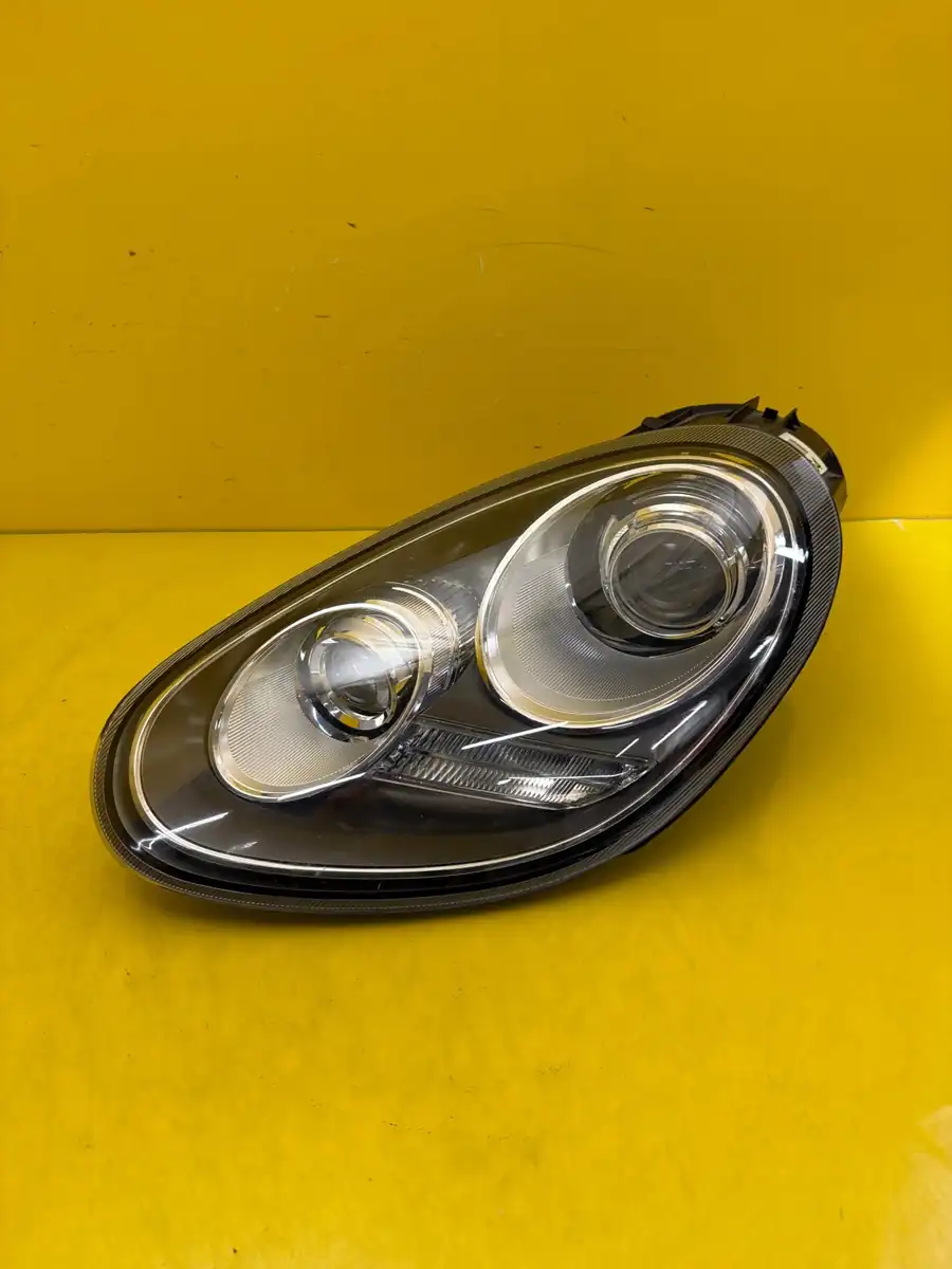 Far Porsche Cayman 987 MK2 Xenon