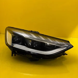 Far Dreapta Audi A4 B9 8W0 Matrix LED