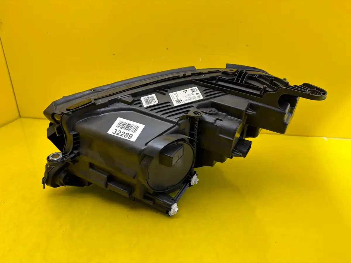 Far Dreapta Mercedes E-Class W213 213 Lift LED