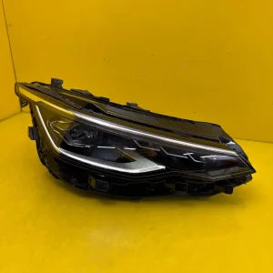 Far Dreapta Volkswagen Golf VIII 8 Lift Full LED