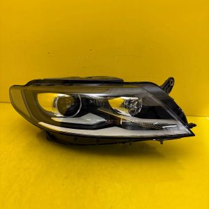 Far dreapta Xenon  Facelift 2011-2016 OEM 32307