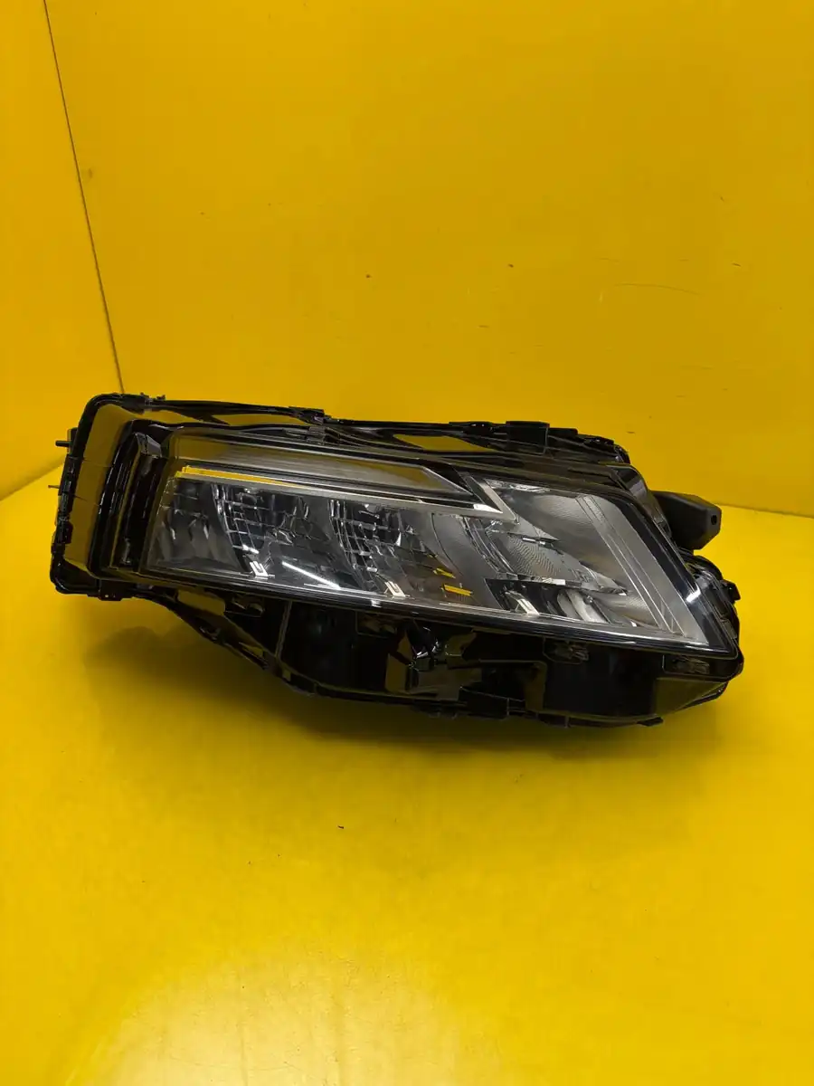 Far Dreapta Nissan X Trail T33 Rogue LED