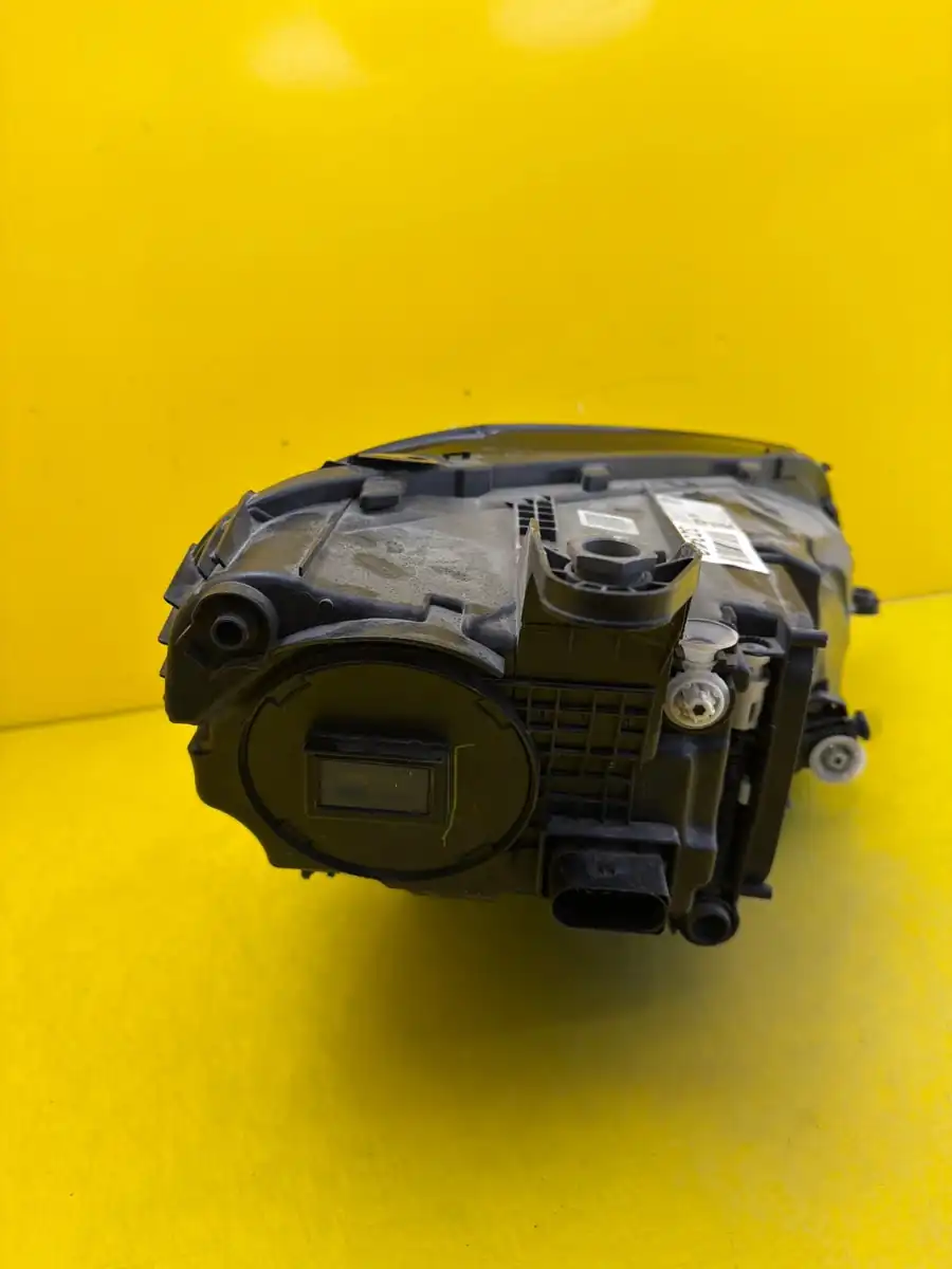 Far Mercedes GLE W167 Lift 23- Full LED